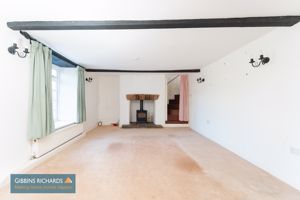 Sitting Room- click for photo gallery